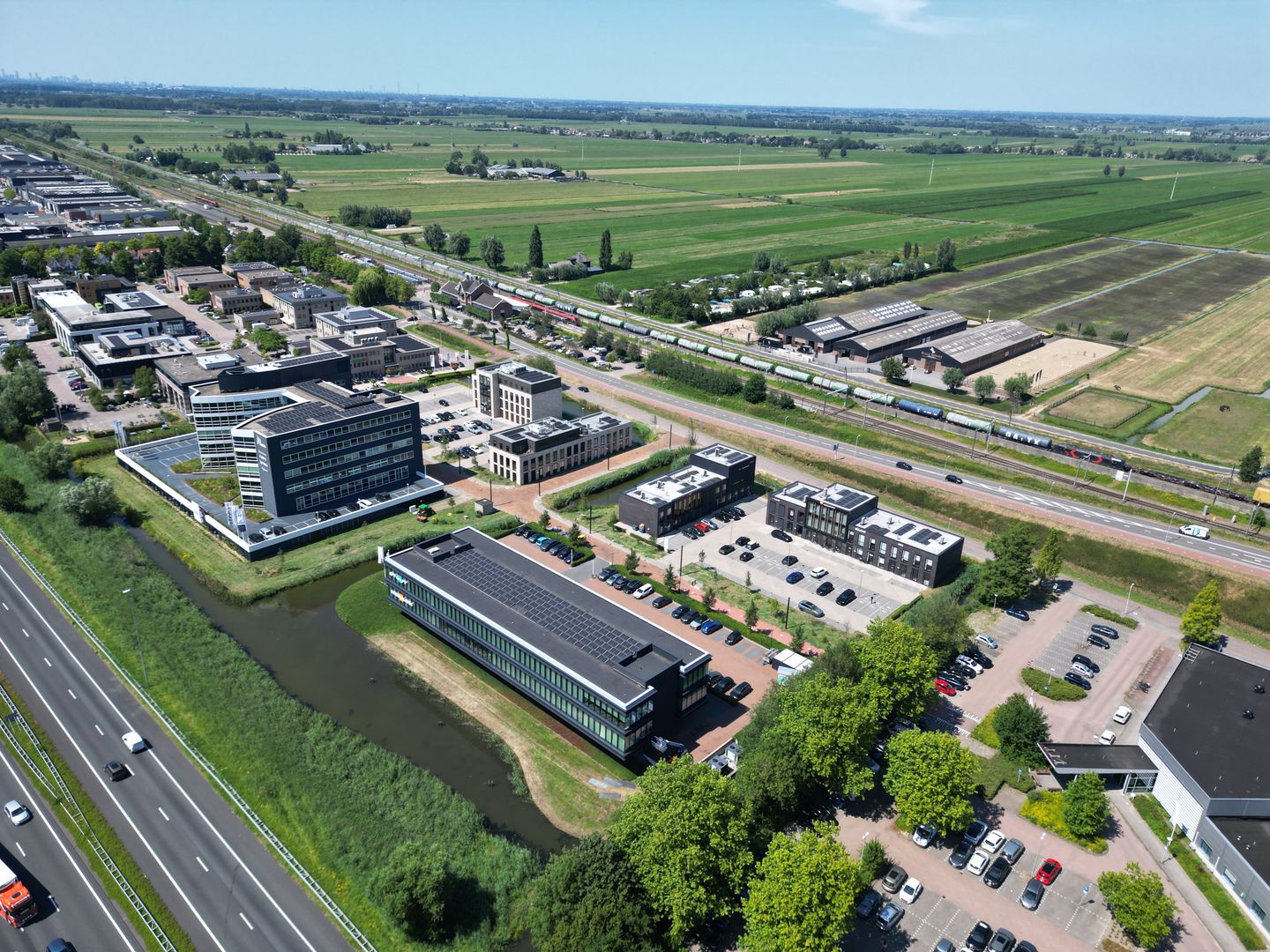 Bekijk foto 4 van Stationspark 1255
