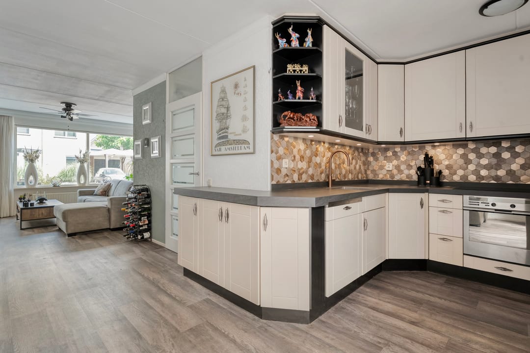 Photo 17 of Beethovenstraat 73