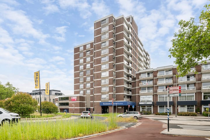Over de Vesten 48