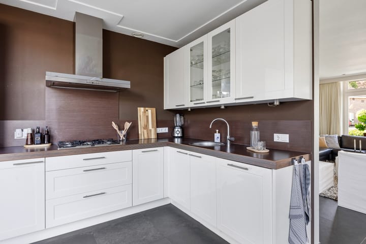 Tussenwoning te koop: Hoofdstraat 24, Schijndel