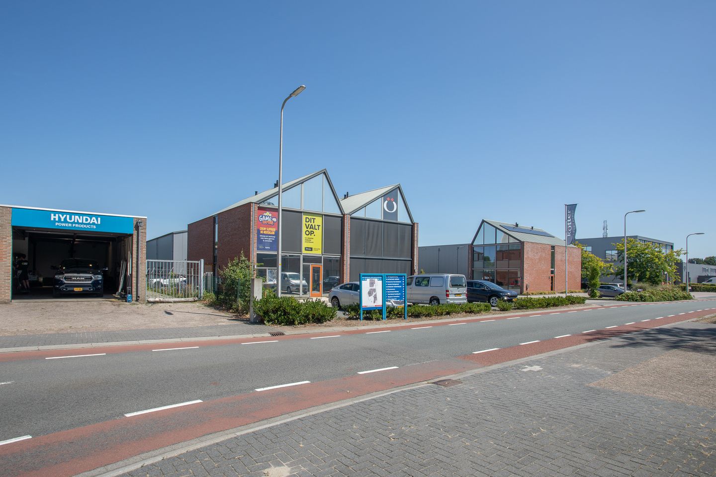 View photo 2 of Nijverheidsstraat 1