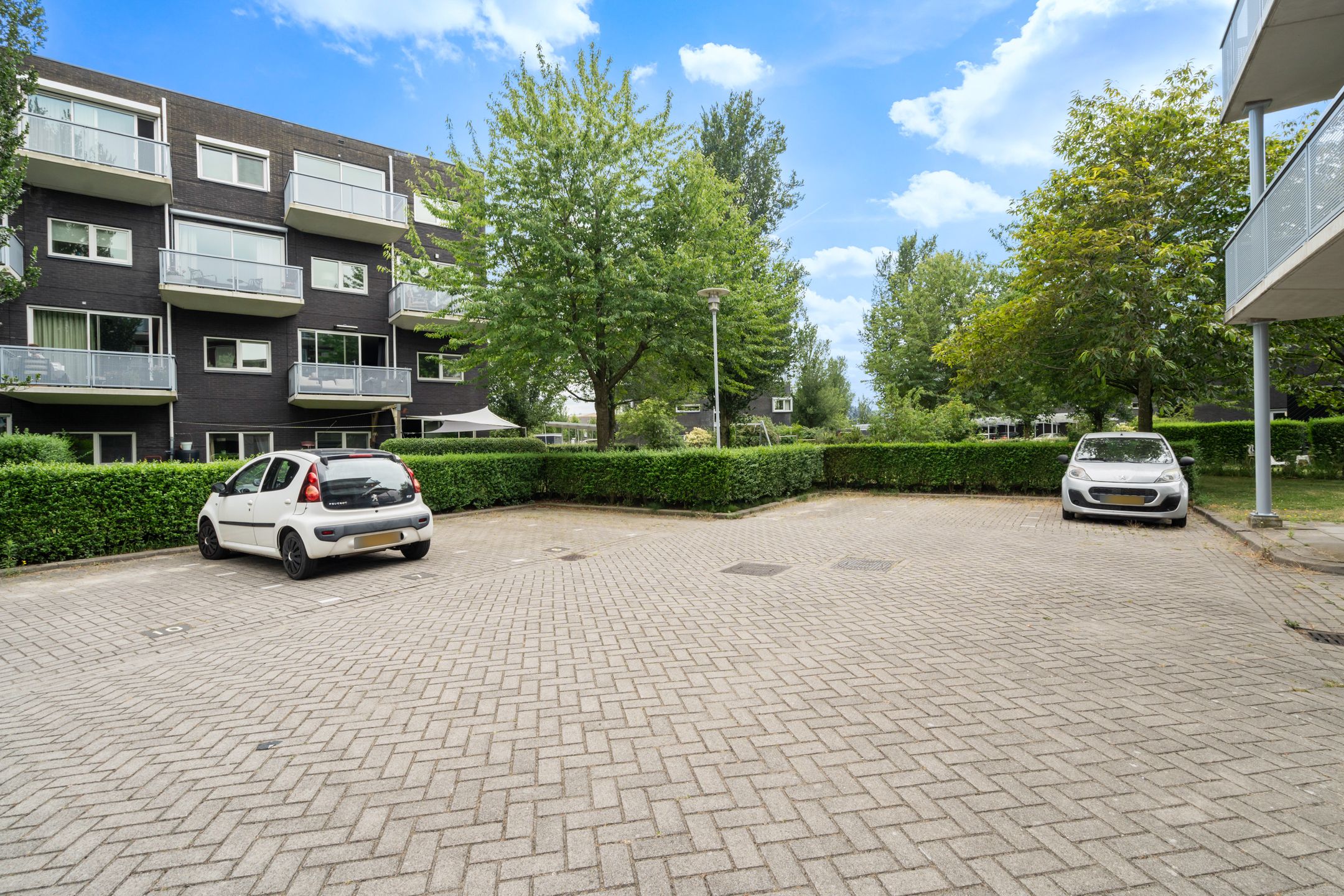 Photo 30 of Muiderstraat 51