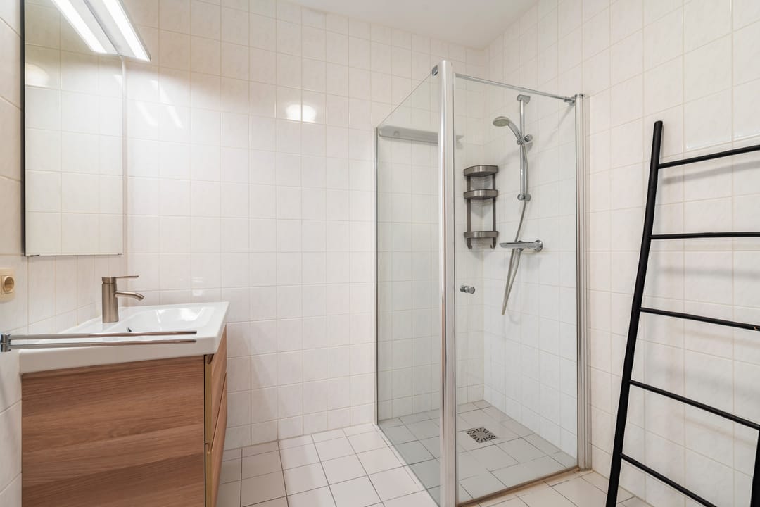 Photo 26 of Muiderstraat 51