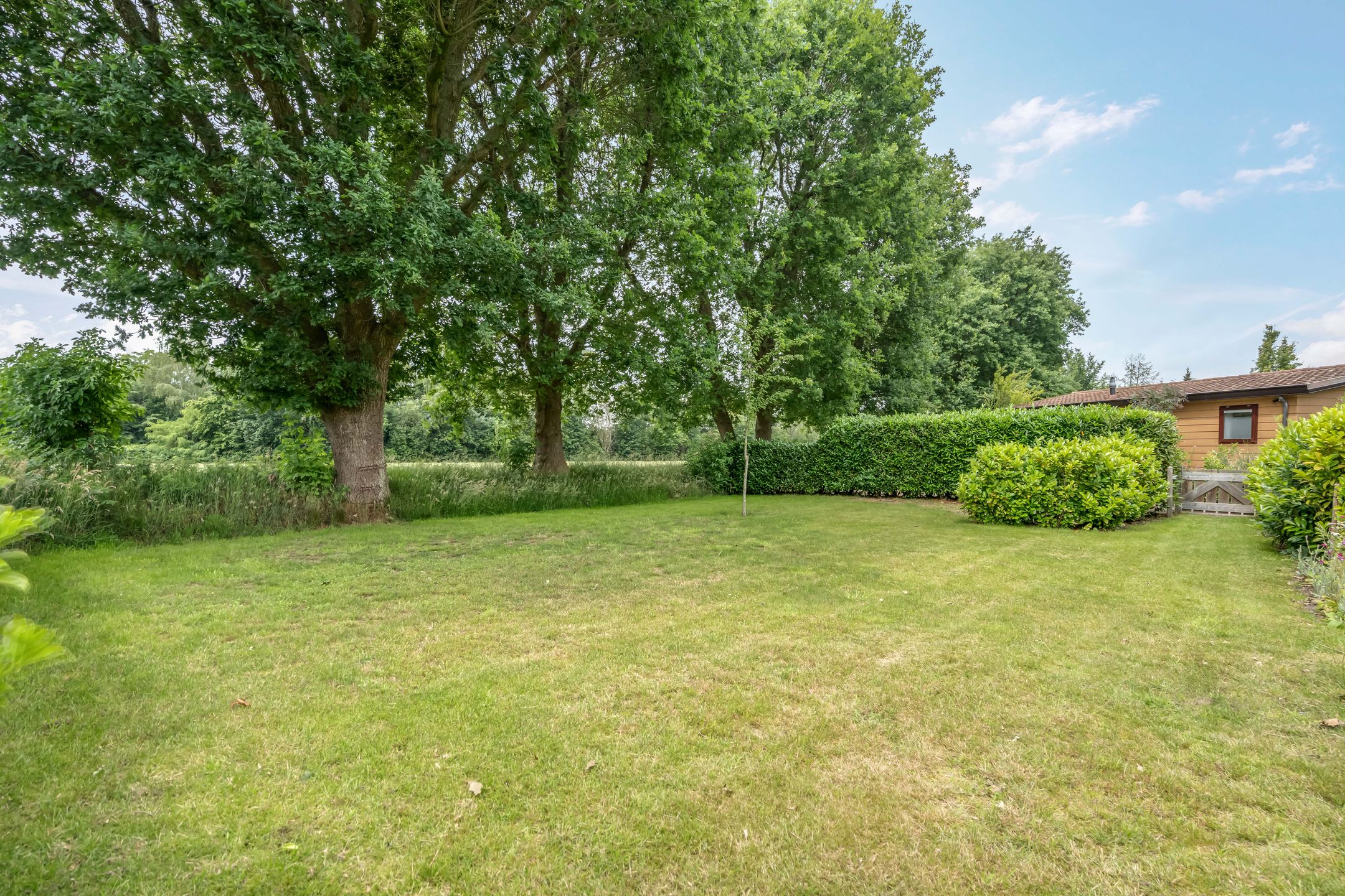 studio freehold villa in Sint Jansklooster — photo 1 of 5