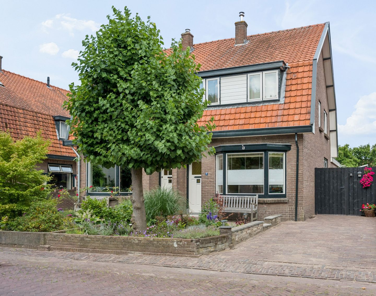Foto 1 van Rijnstraat 11