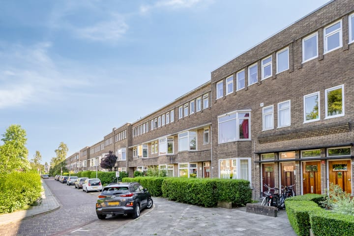 Photo 2 of Oppenheimstraat 66-A