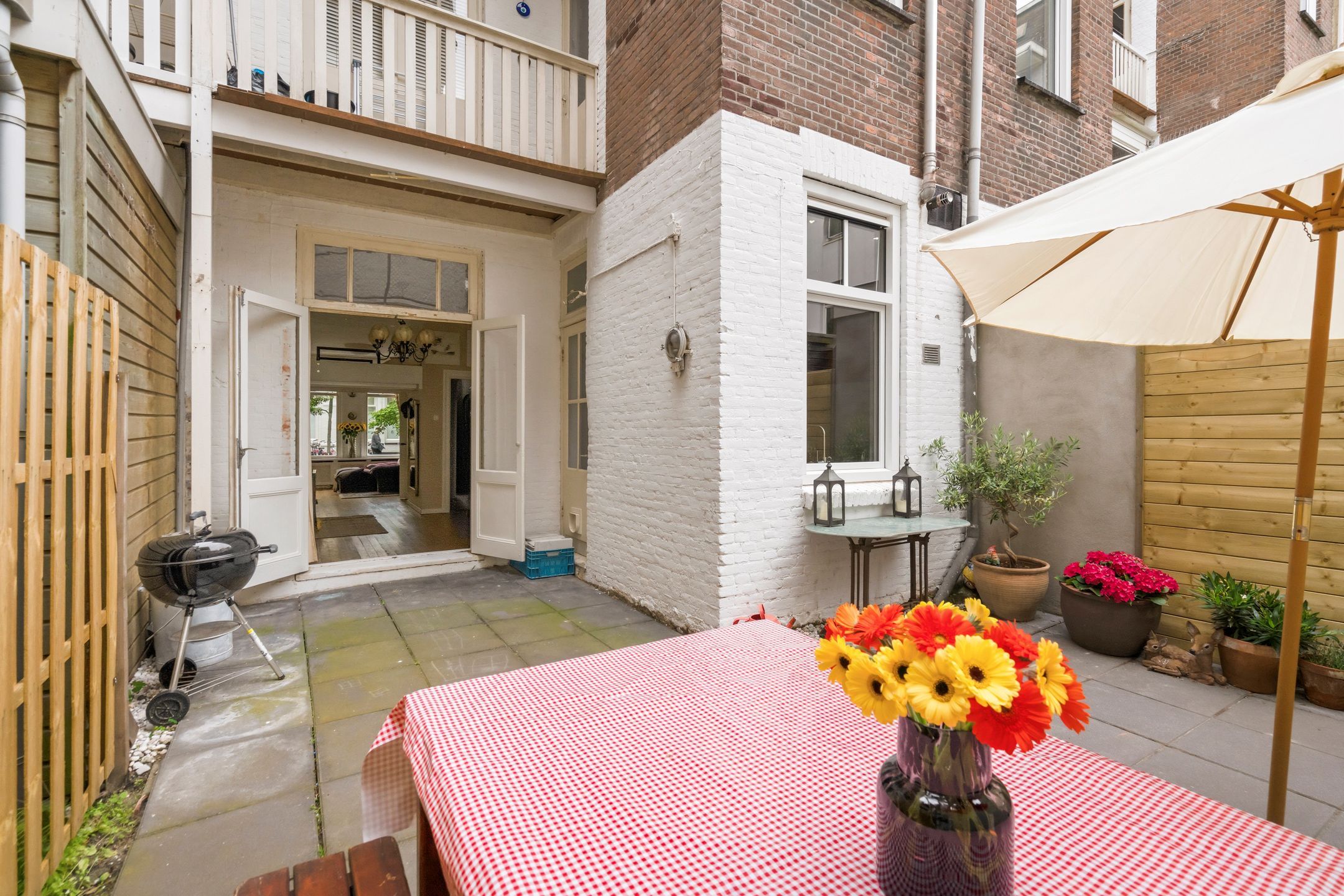 Photo 21 of Eerste Nassaustraat 23-H