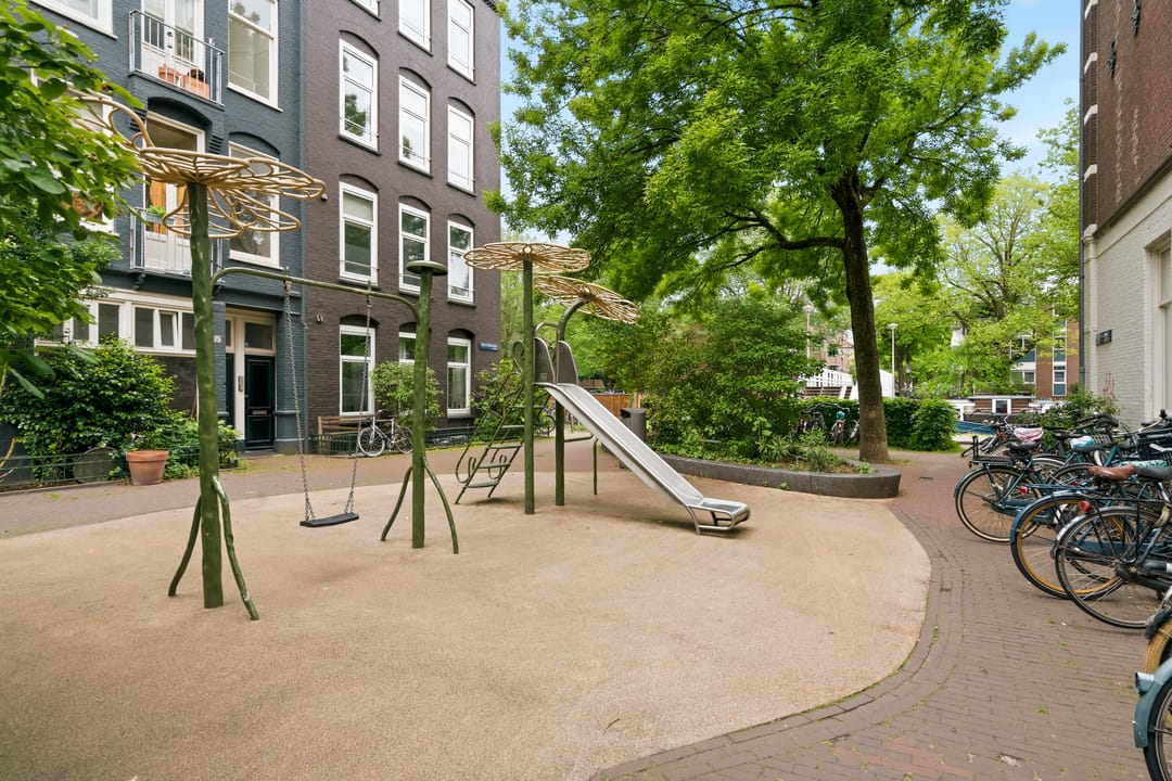 Photo 32 of Eerste Nassaustraat 23-H