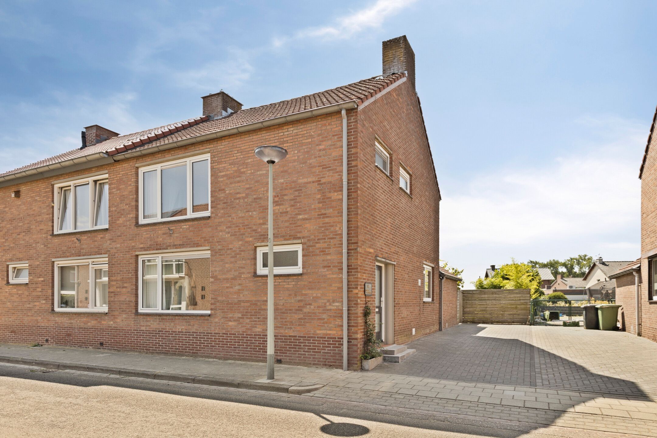 Dr. Poelsstraat 3 
