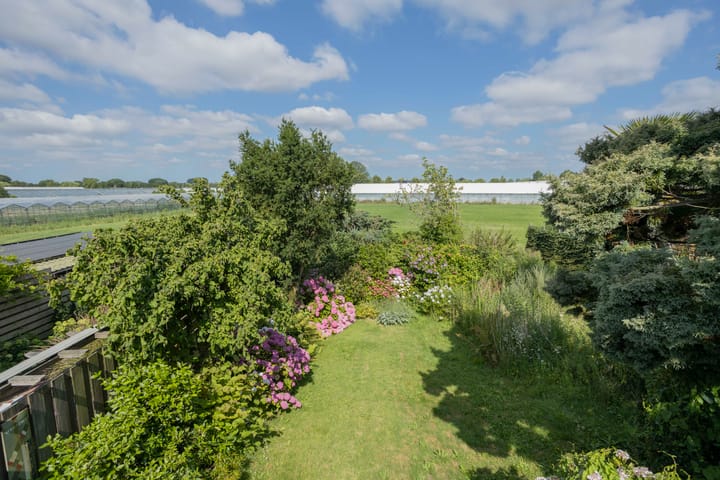 Tussenwoning te koop: Aalsmeerderdijk 578, Rijsenhout