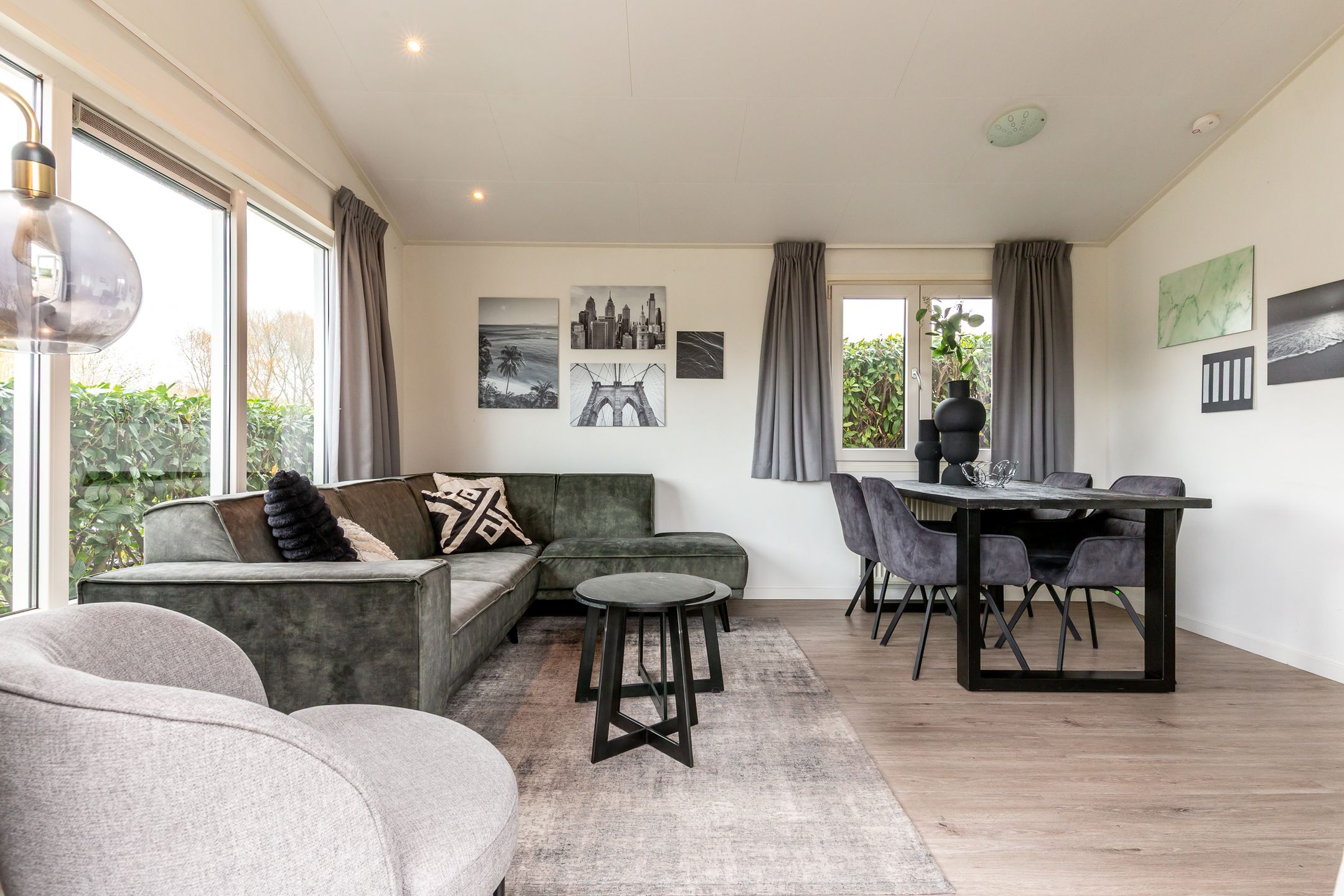2-bedroom freehold villa in Halfweg — photo 3 of 5