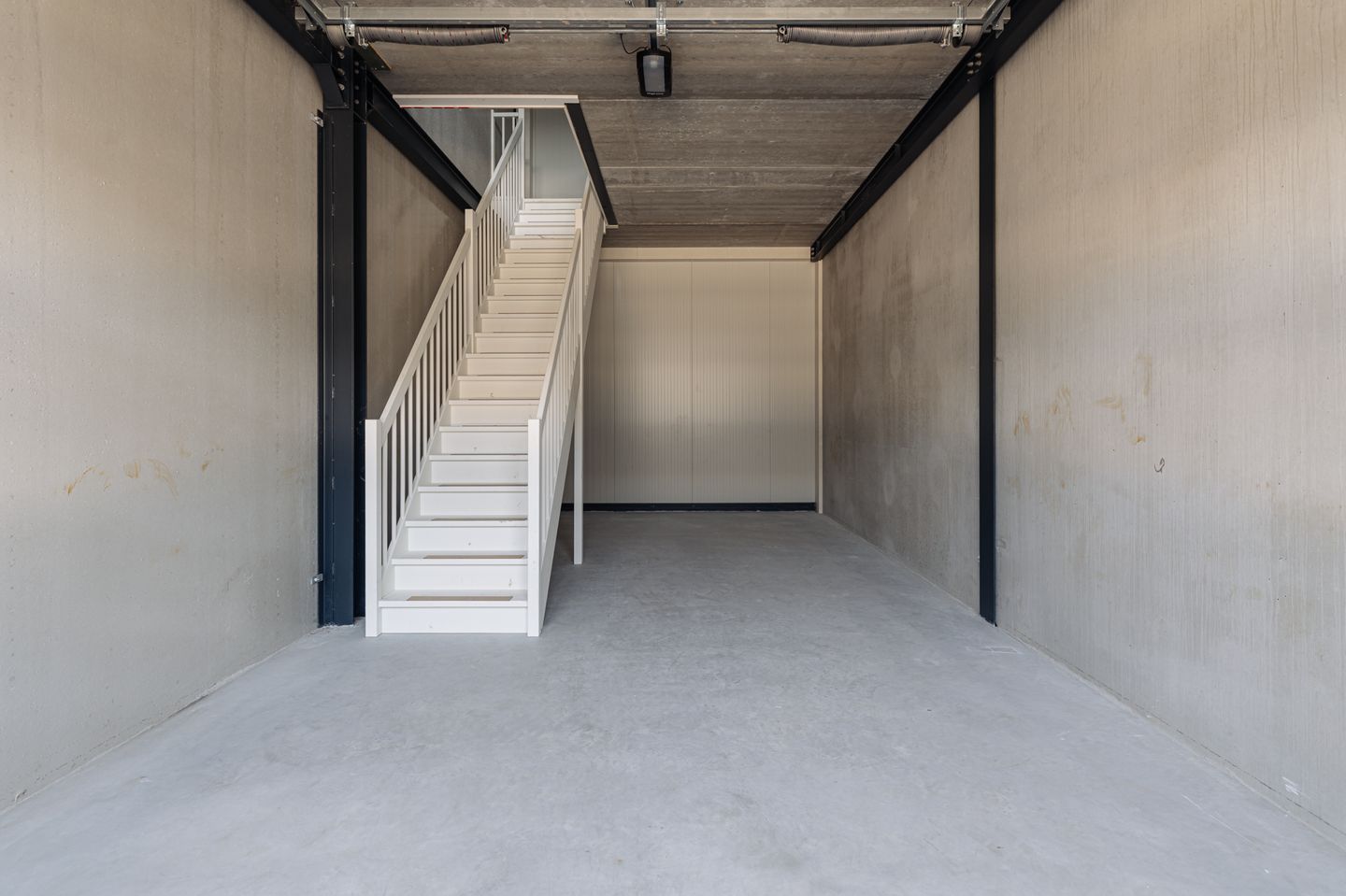 Bekijk foto 3 van Bijlmermeerstraat 46-6