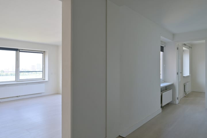 Appartement te koop: Buitenbassinweg 773, Rotterdam