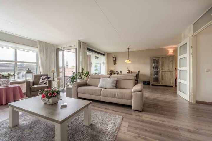 Appartement te koop: Wilhelminaplein 53, Oud-Beijerland