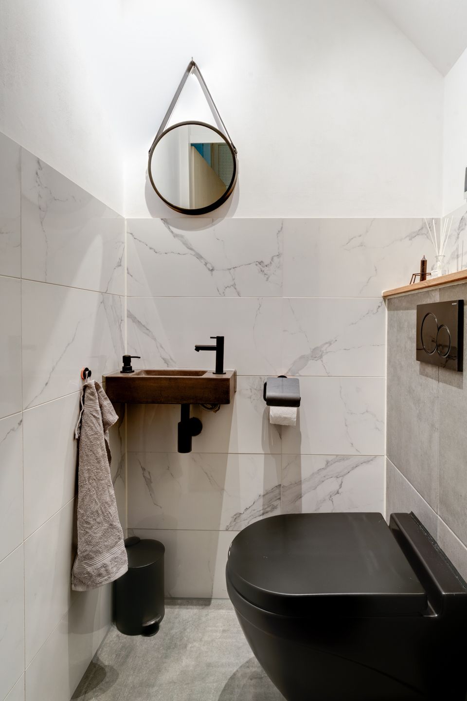 Photo 24 of Huissensestraat 1-A