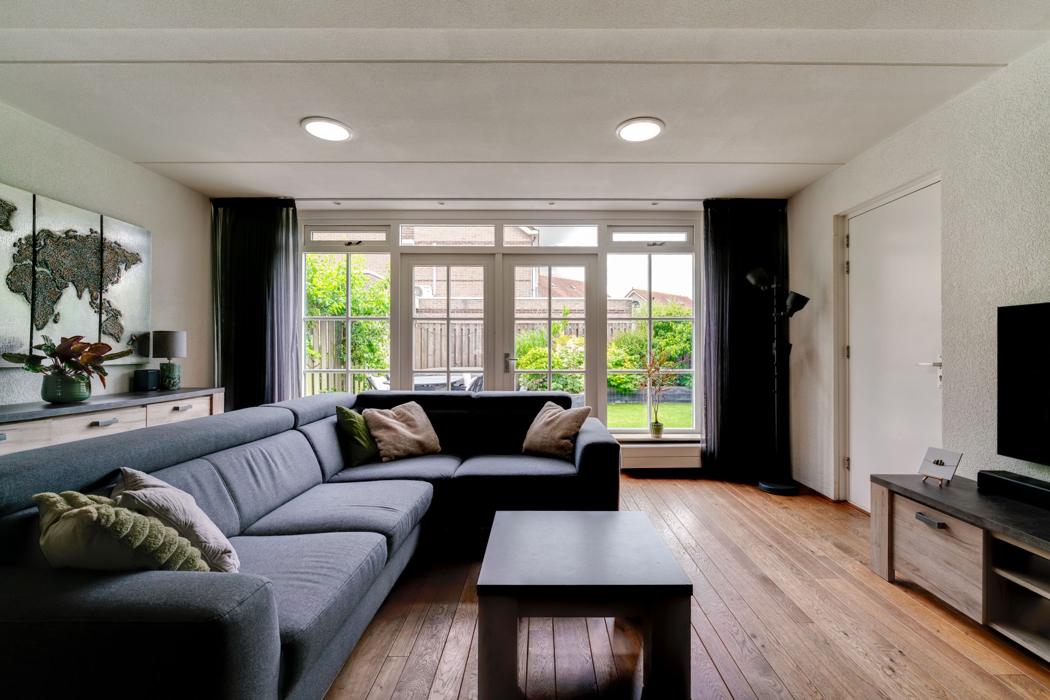 Photo 12 of Huissensestraat 1-A