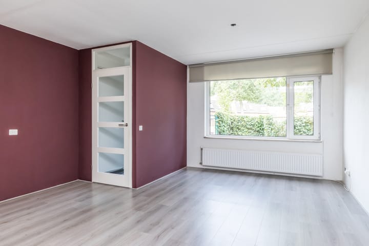 Tussenwoning te koop: Landvoogdstraat 81, Heerlen