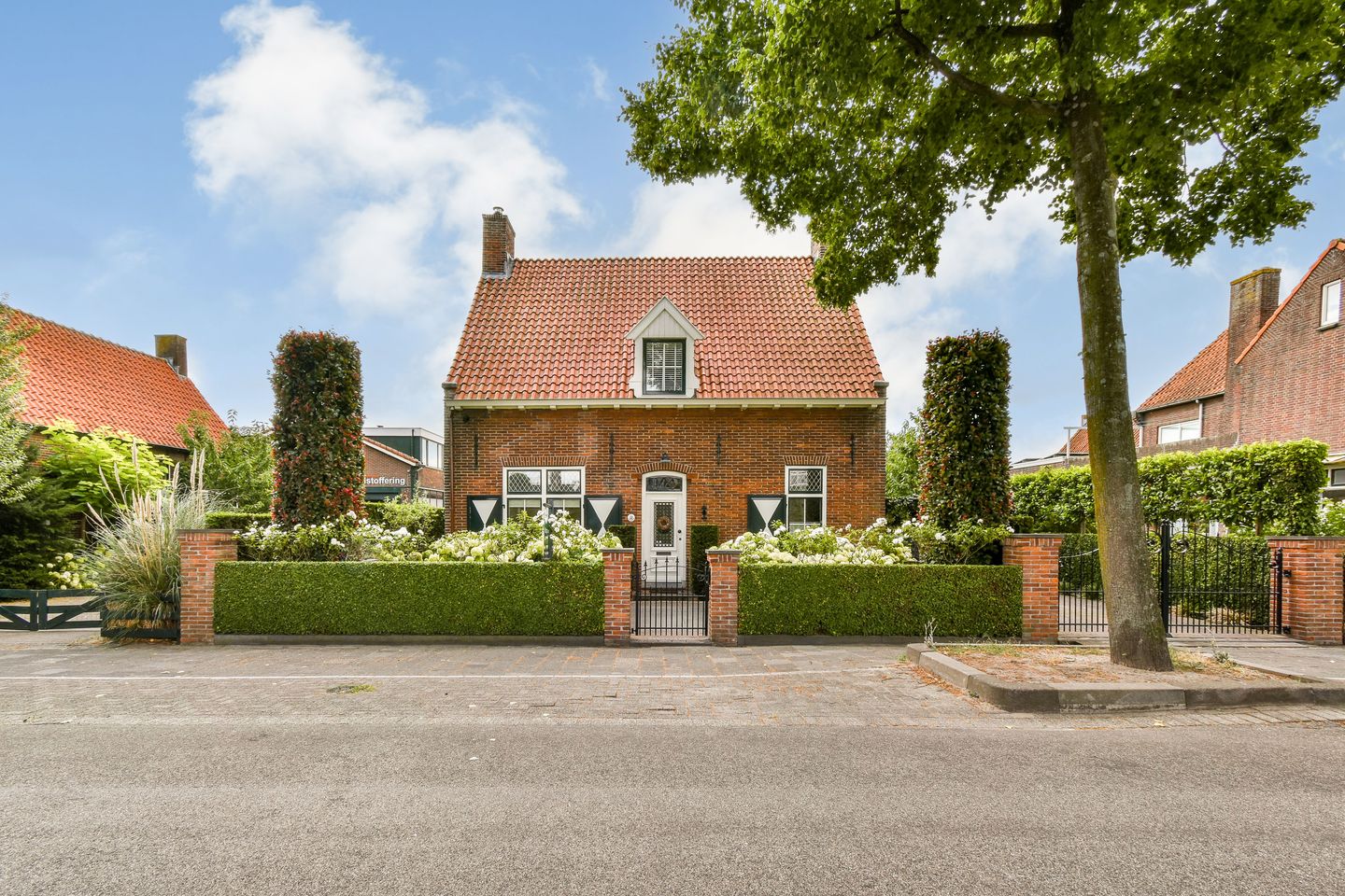 View photo 1 of Amstelwijckweg 52
