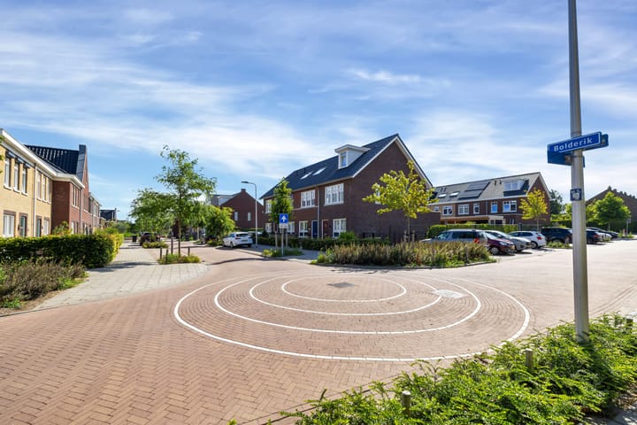 Tussenwoning te koop: Bolderik 27, Oudenhoorn