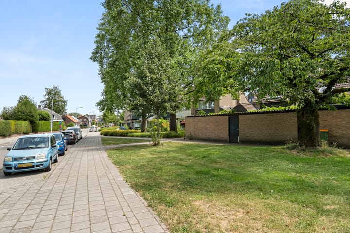 Tussenwoning te koop: Molenstraat 113, Bennekom