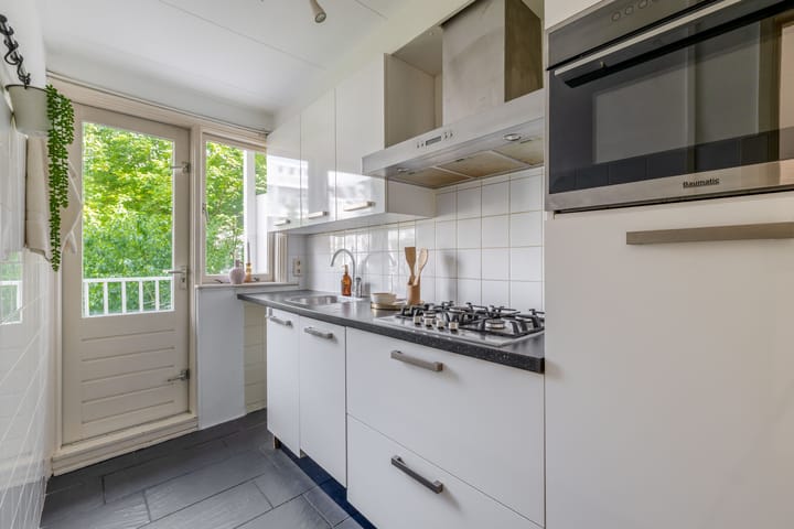 Foto 4 van Van Beuningenstraat 154-1