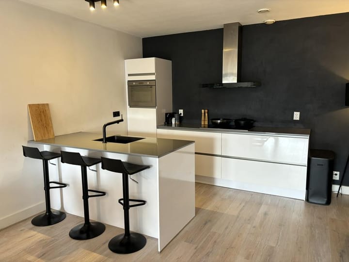 Appartement te huur: Sint-Jobskade 60, Rotterdam