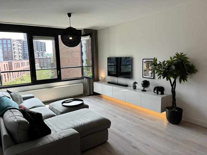 Appartement te huur: Sint-Jobskade 60, Rotterdam