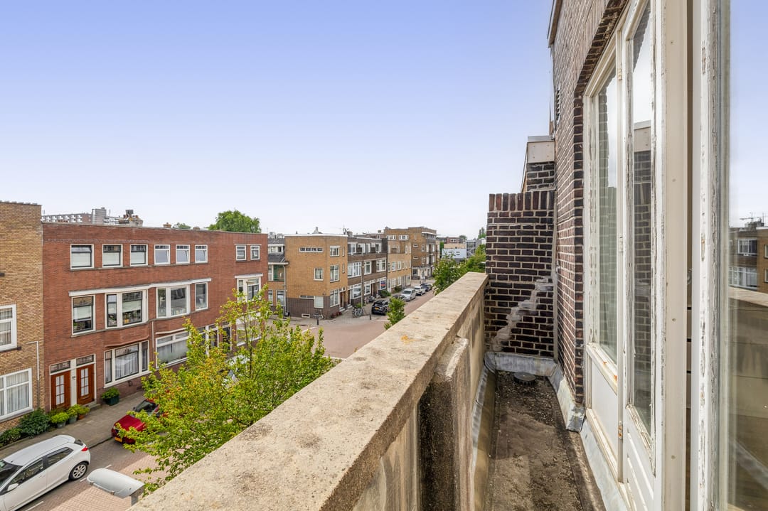 Photo 23 of Van 's-Gravesandestraat 26-B