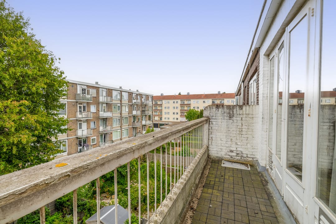 Photo 31 of Van 's-Gravesandestraat 26-B