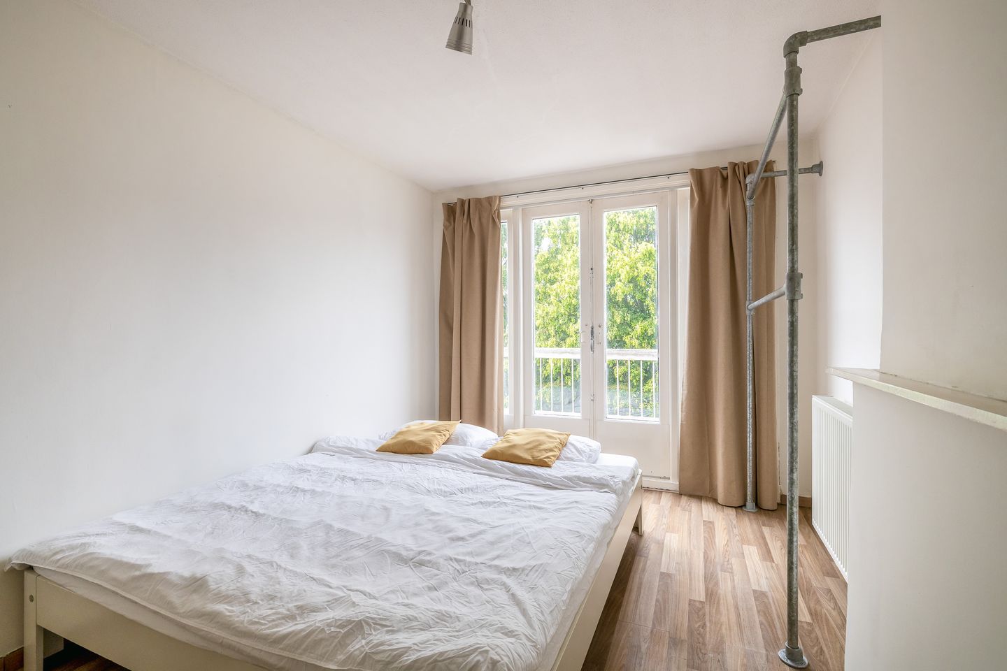 Photo 29 of Van 's-Gravesandestraat 26-B