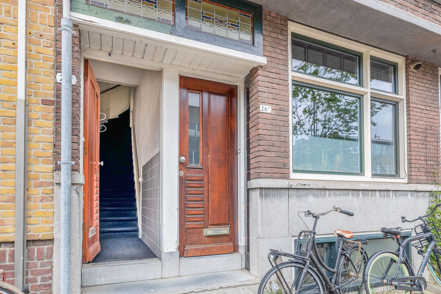 Photo 5 of Van 's-Gravesandestraat 26-B