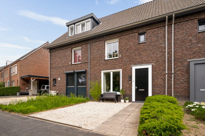 Tussenwoning te koop: Leopold Haffmansstraat 42, Horst