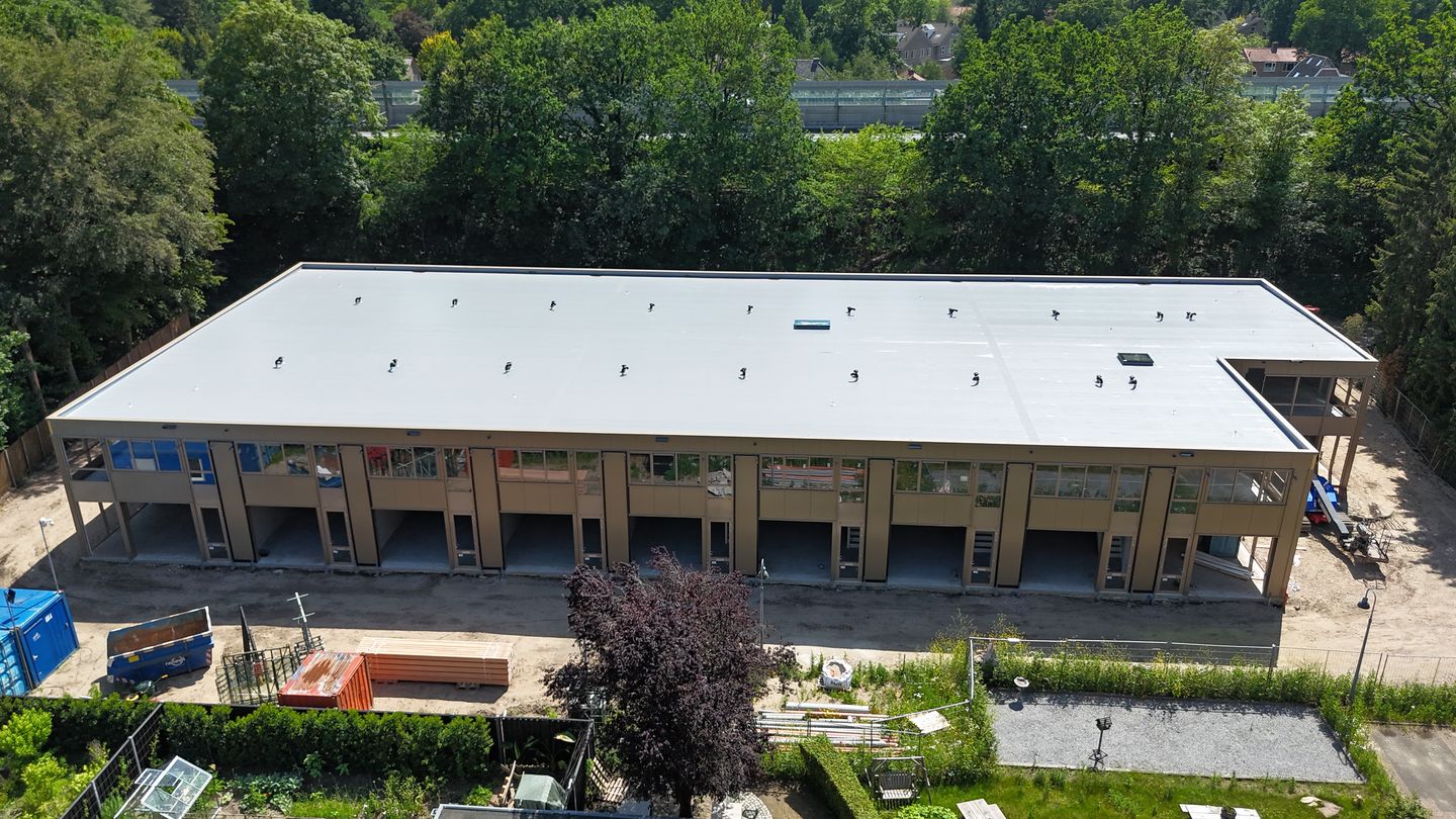 View photo 2 of Tuindorpweg 25-s
