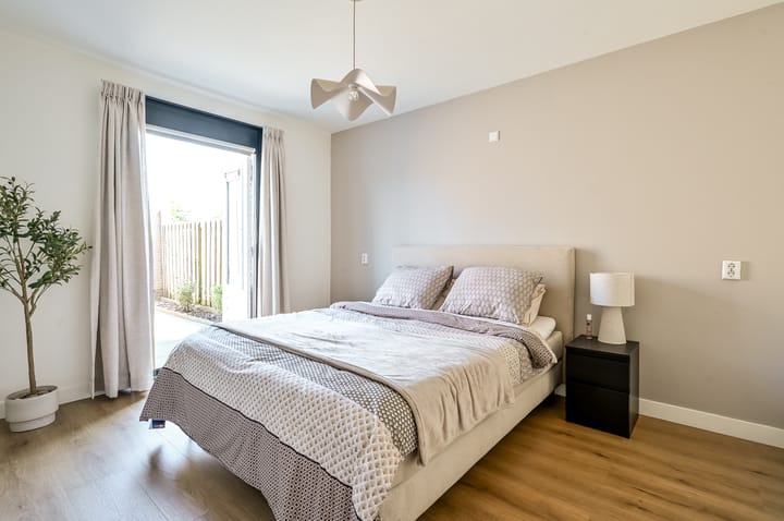 Appartement te koop: Basilicumweg 134, Almere