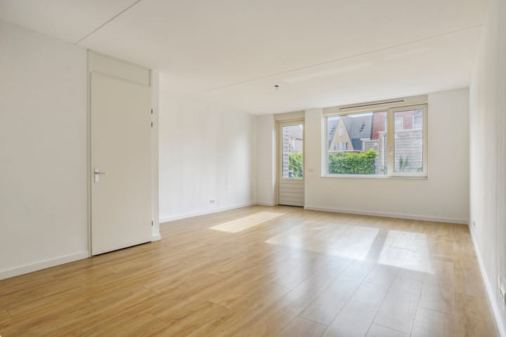 Photo 5 of van der Foelartstraat 17