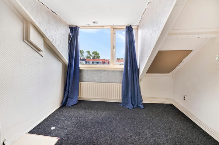 Hoekwoning te koop: Begoniastraat 1, Den Helder