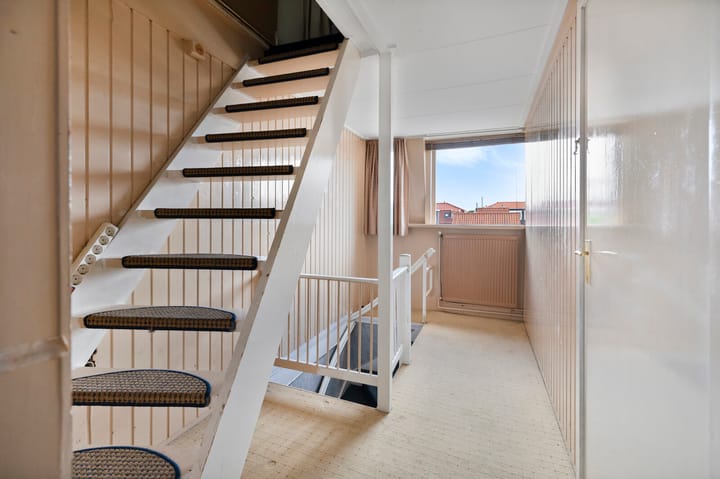 Hoekwoning te koop: Begoniastraat 1, Den Helder
