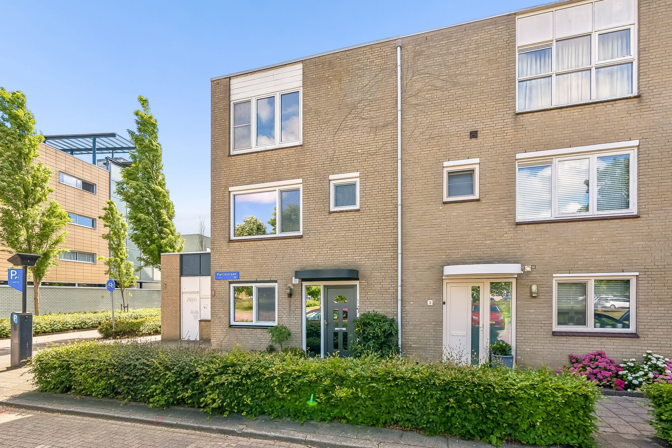 Parijsstraat 1 