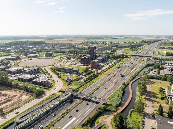 Laan van Londen 100, Dordrecht