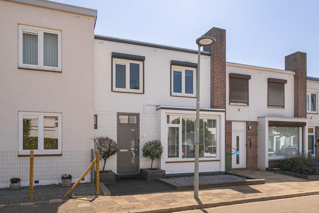 Foto 1 van Hélène Schoenmaeckersstraat 20