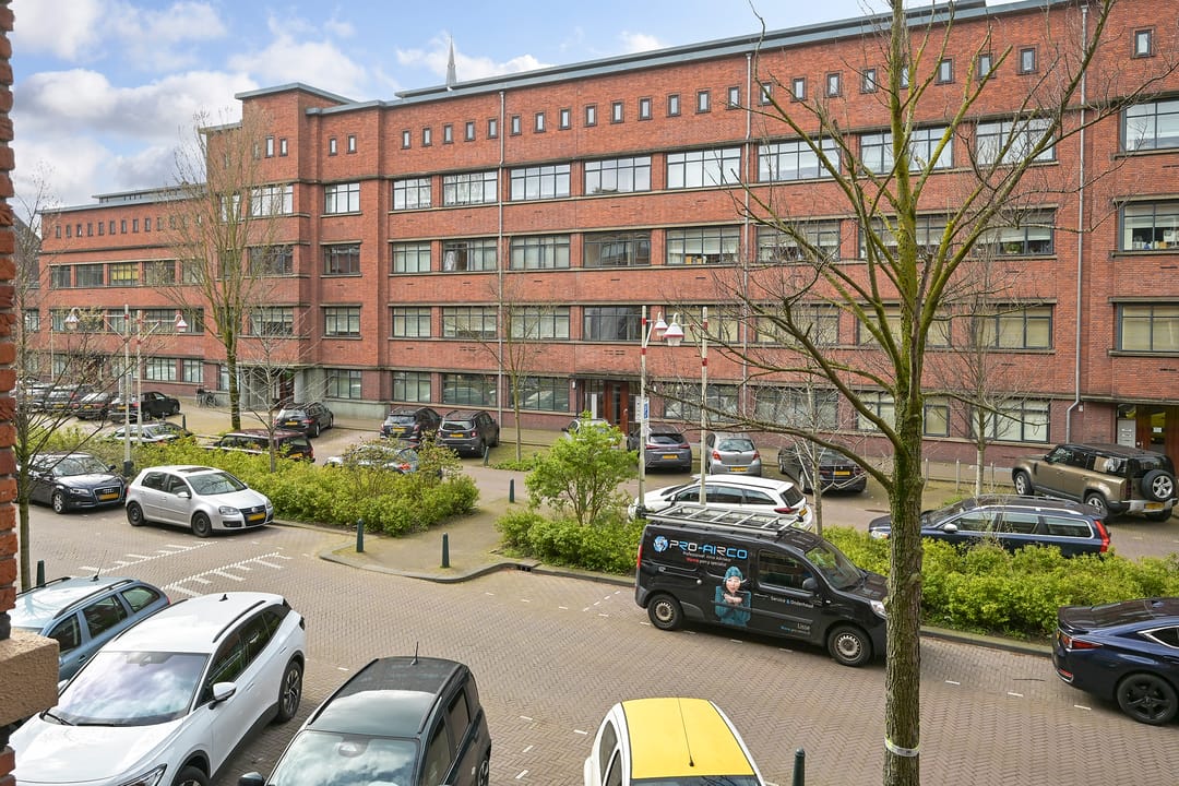 Photo 31 of Louis Couperusplein 52