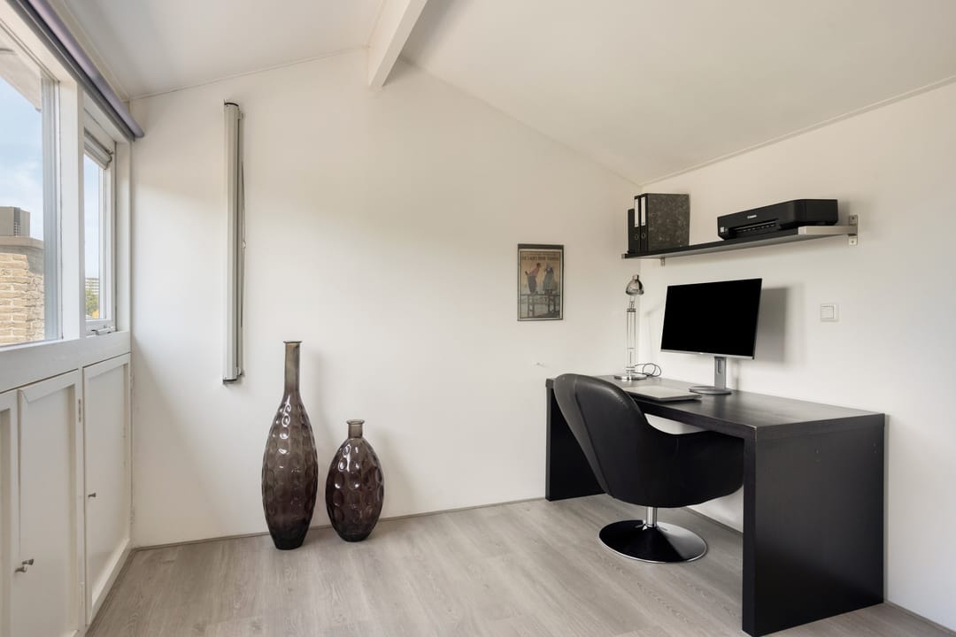 Foto 47 van Henriëtte Roland Holststraat 4