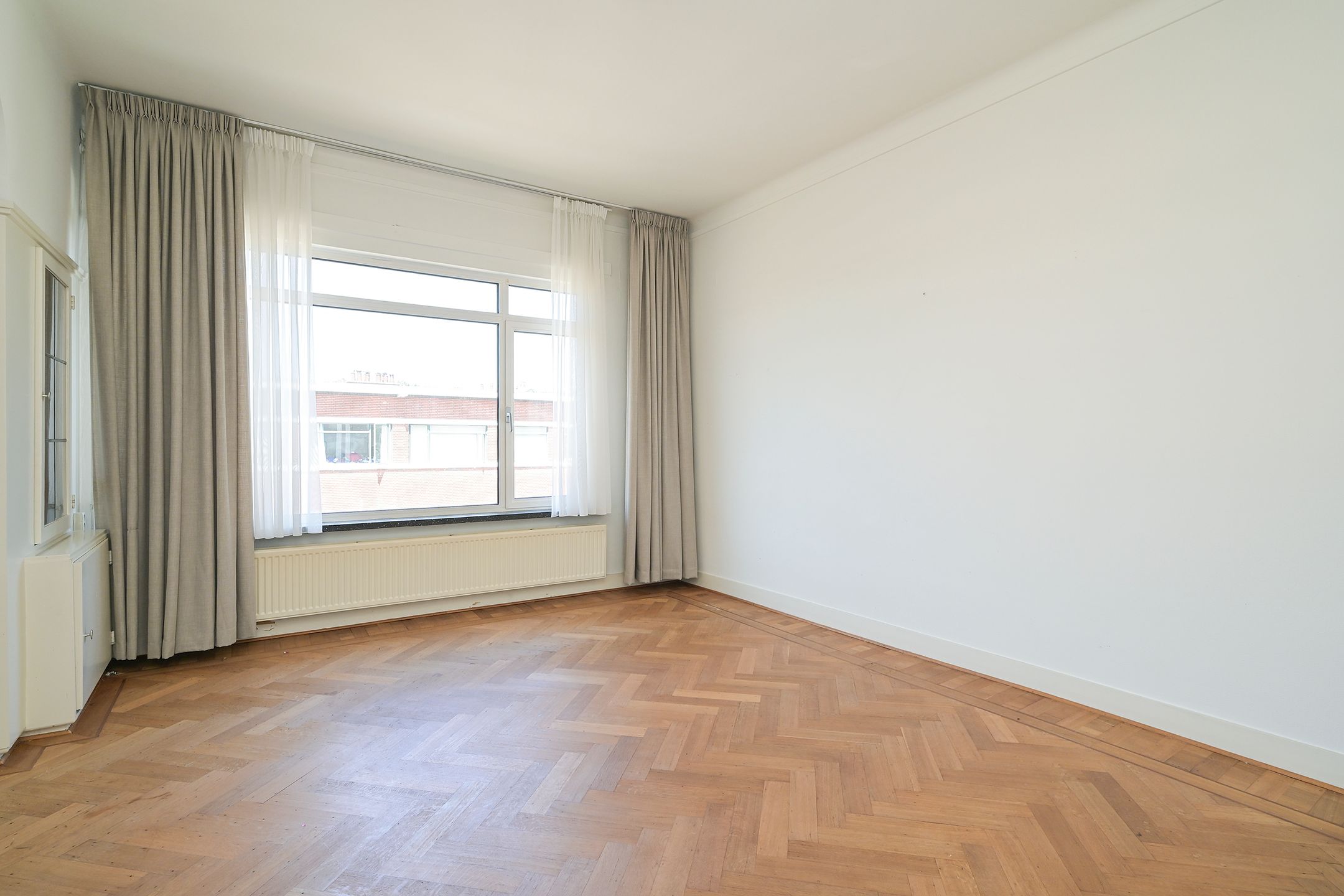 Photo 9 of Van Neckstraat 49
