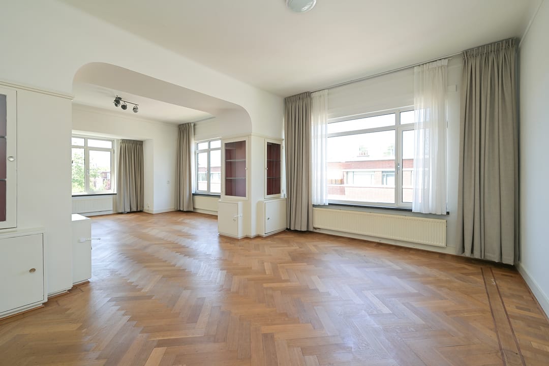 Photo 7 of Van Neckstraat 49