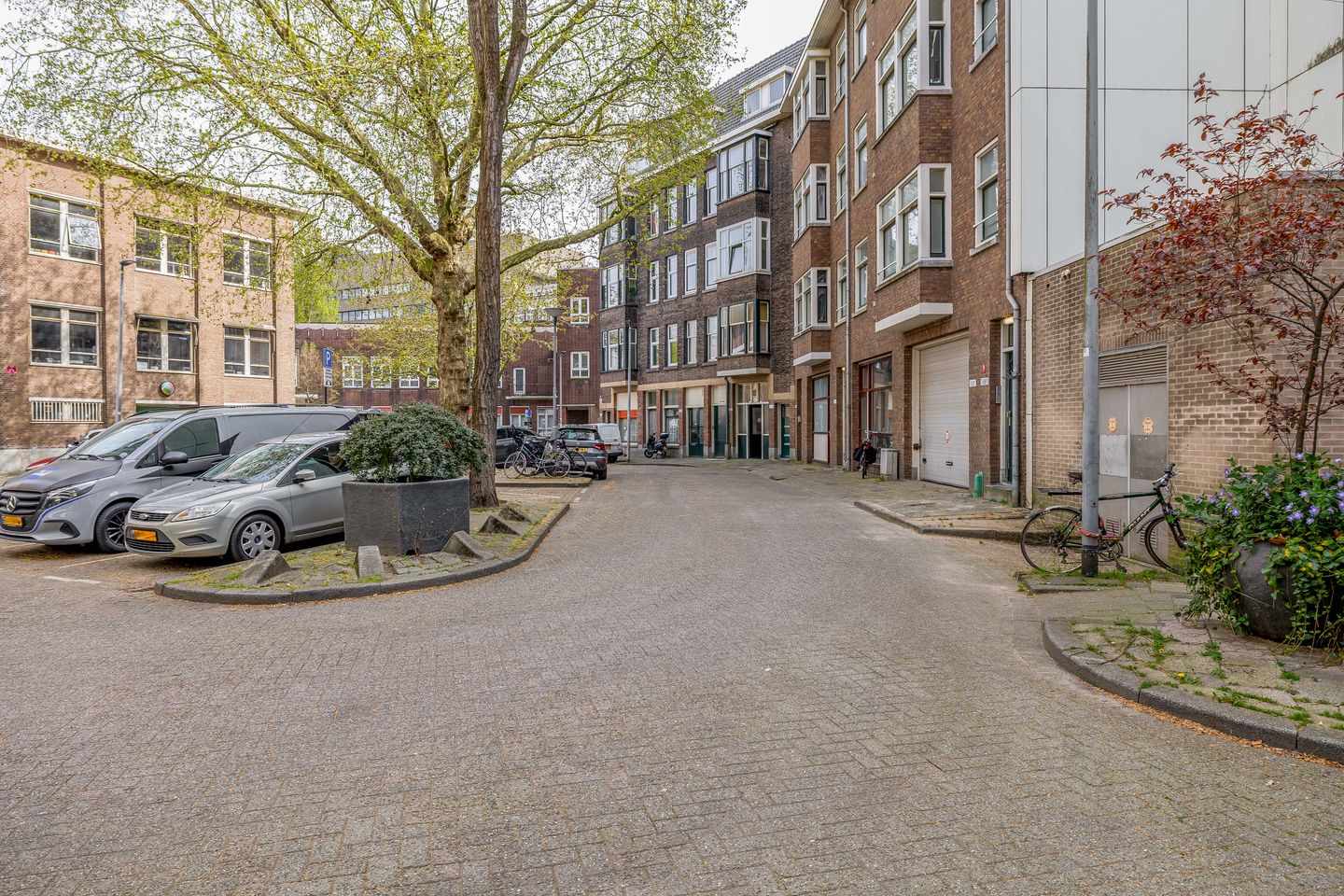 Foto 25 van Baan 182-C02