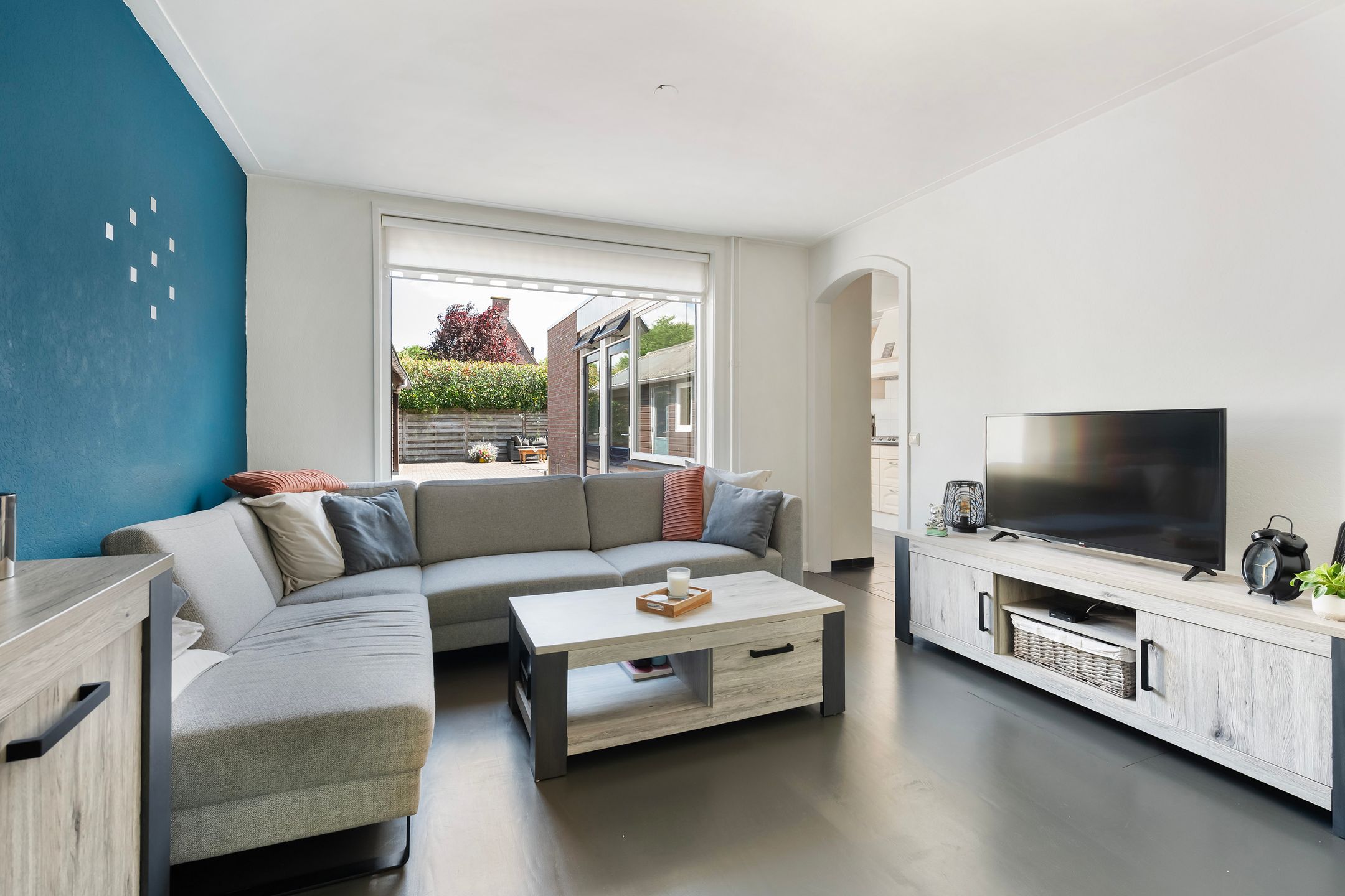 Photo 12 of Meidoornstraat 17