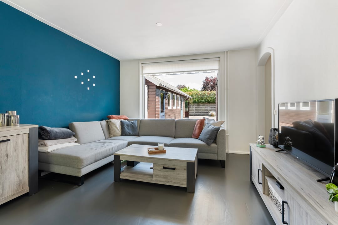 Photo 11 of Meidoornstraat 17