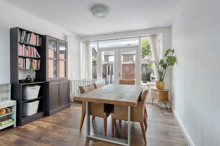 Foto 4 van Bachstraat 93