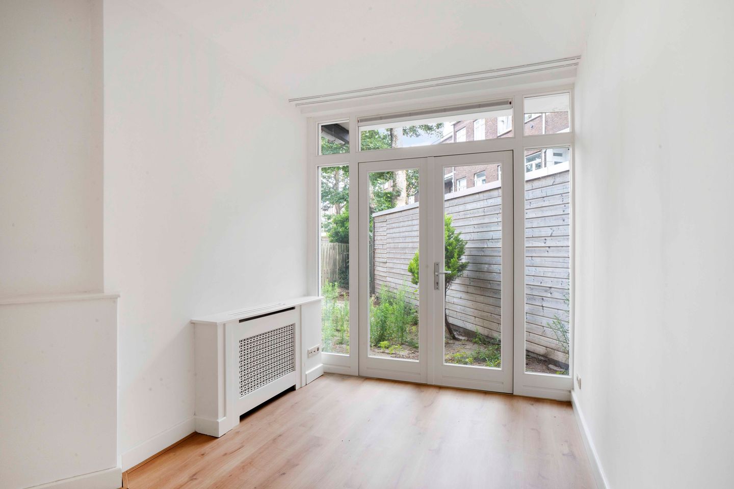 Photo 10 of Linnaeusstraat 13