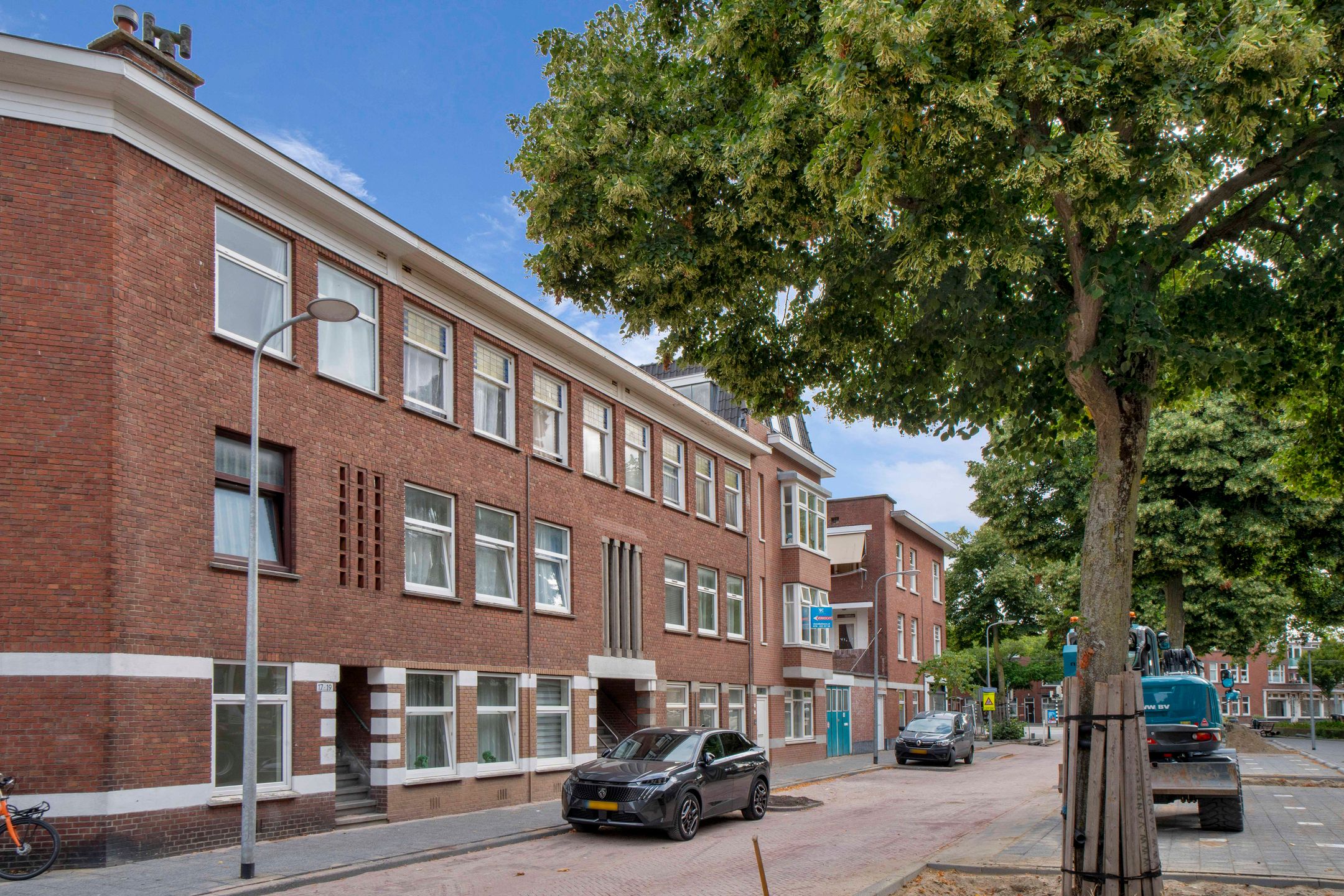 Photo 30 of Linnaeusstraat 13